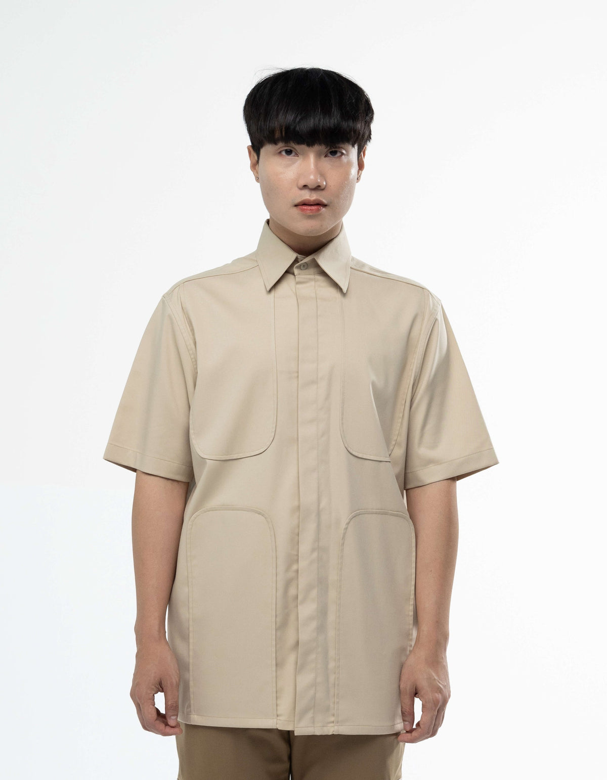 U panel short sleeve shirt